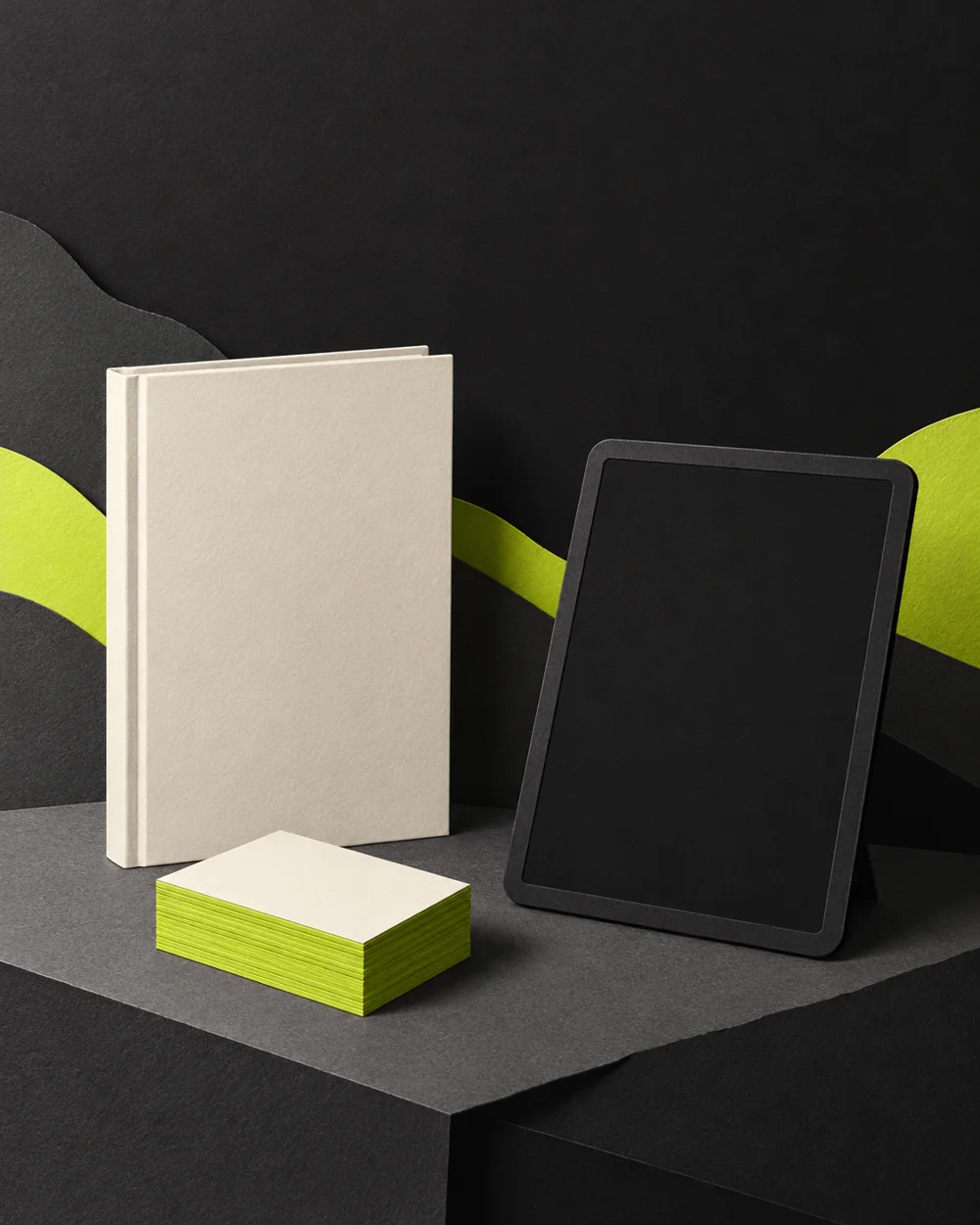 Ilustración con formas y capas de papel